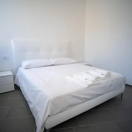 12 Nevoso Palace * Mediolan